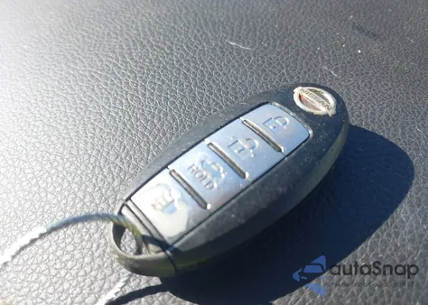 2016 Nissan Sentra Sr из США, поврежденный, VIN 3N1AB7AP8GY301427